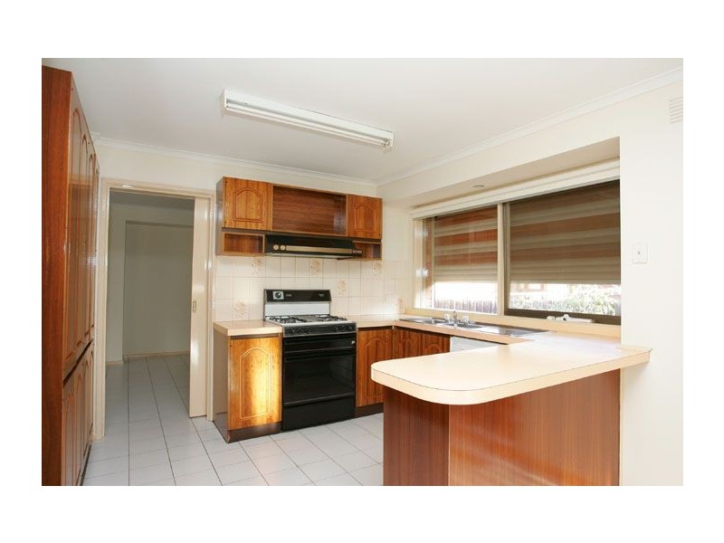 11 Bradford Avenue, Greenvale VIC 3059