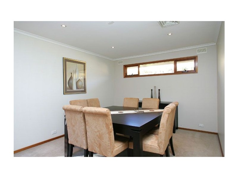 4 Lytham Court, Greenvale VIC 3059