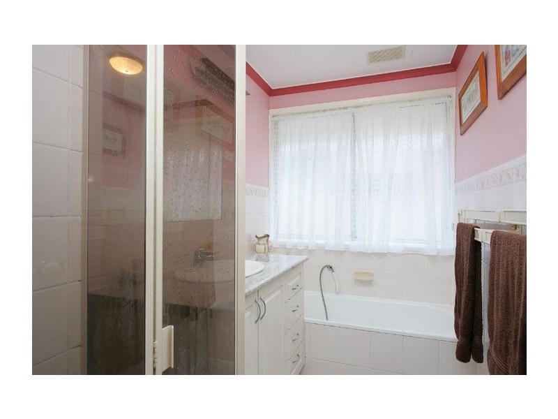 12 North Circular Road, Gladstone Park VIC 3043