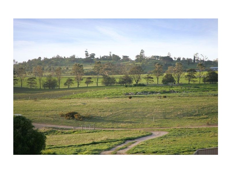 21 Trumpington Terrace, Attwood VIC 3049