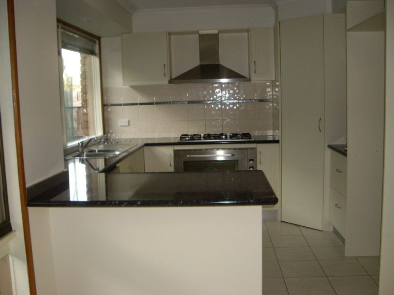 50 The Circuit, Gladstone Park VIC 3043