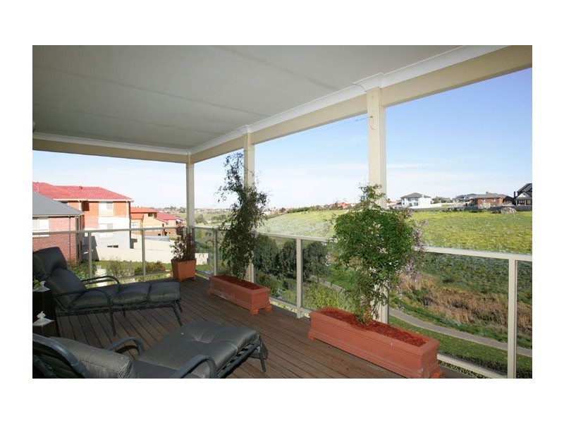 26 Arkley Drive, Greenvale VIC 3059