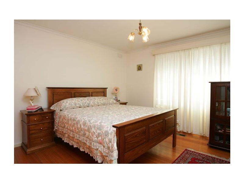 3 Christopher Crescent, Tullamarine VIC 3043