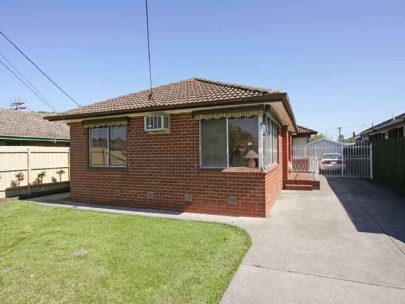 3 Christopher Crescent, Tullamarine VIC 3043