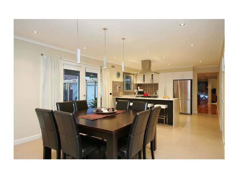 63 Lenoak Street, Gladstone Park VIC 3043