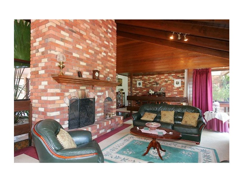 16 Buchanan Place, Greenvale VIC 3059