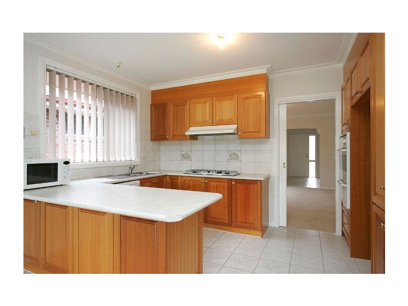 5 Mossgiel Avenue, Greenvale VIC 3059