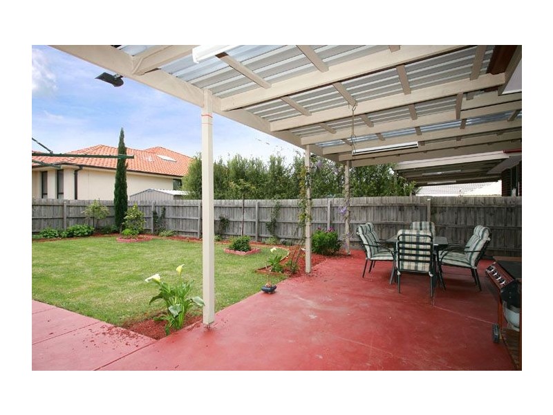 5 Mossgiel Avenue, Greenvale VIC 3059