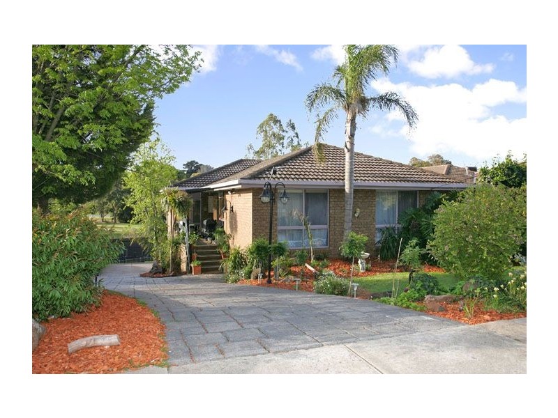 72 Clarke Drive, Gladstone Park VIC 3043