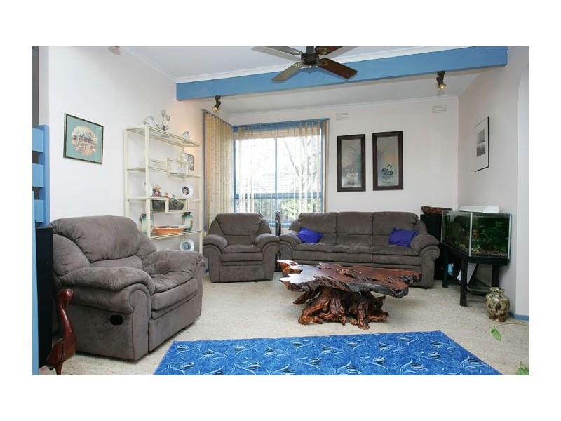 72 Clarke Drive, Gladstone Park VIC 3043