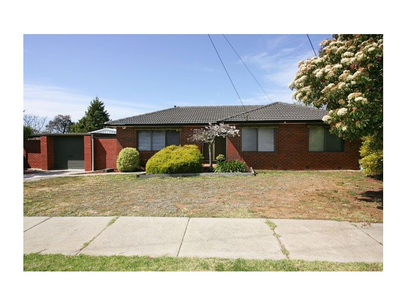 5 Rodwell Place, Gladstone Park VIC 3043