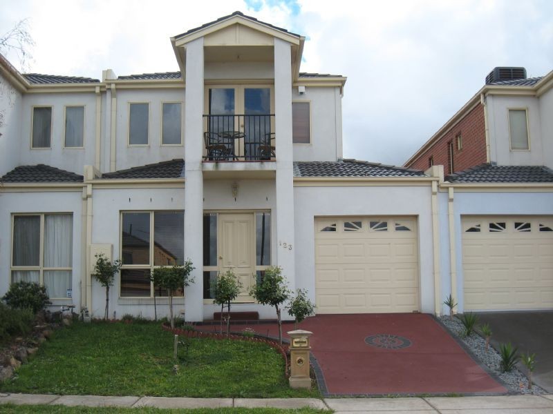123 Gowanbrae Drive, Gowanbrae VIC 3043