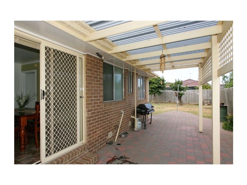 14 Micheline Street, Tullamarine VIC 3043
