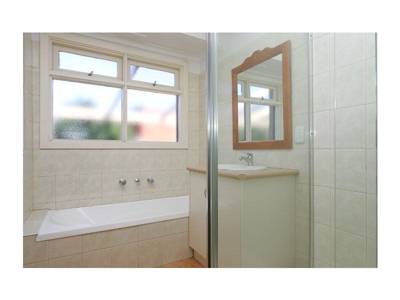 38 Tadstan Drive, Tullamarine VIC 3043