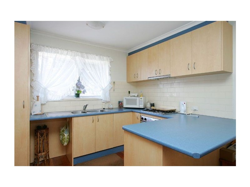 11 Jindara Court, Gladstone Park VIC 3043
