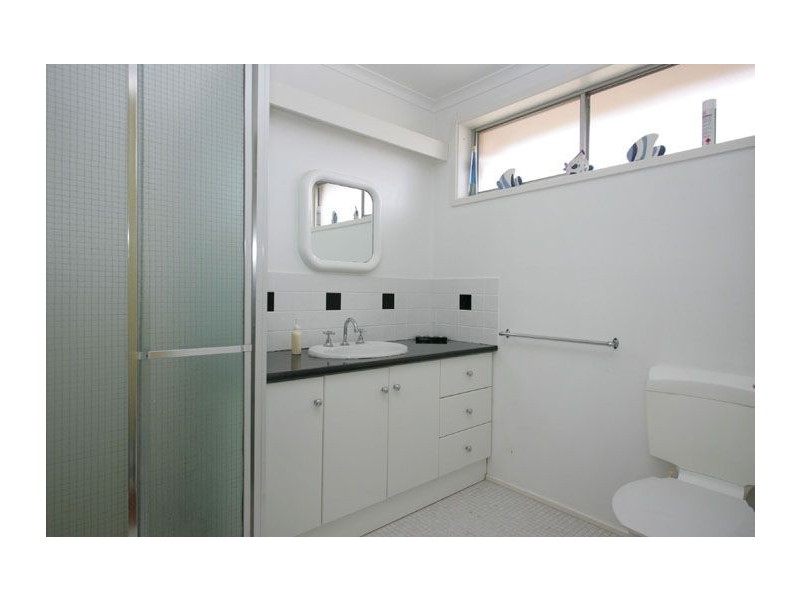 3 Conifer Close, Gladstone Park VIC 3043