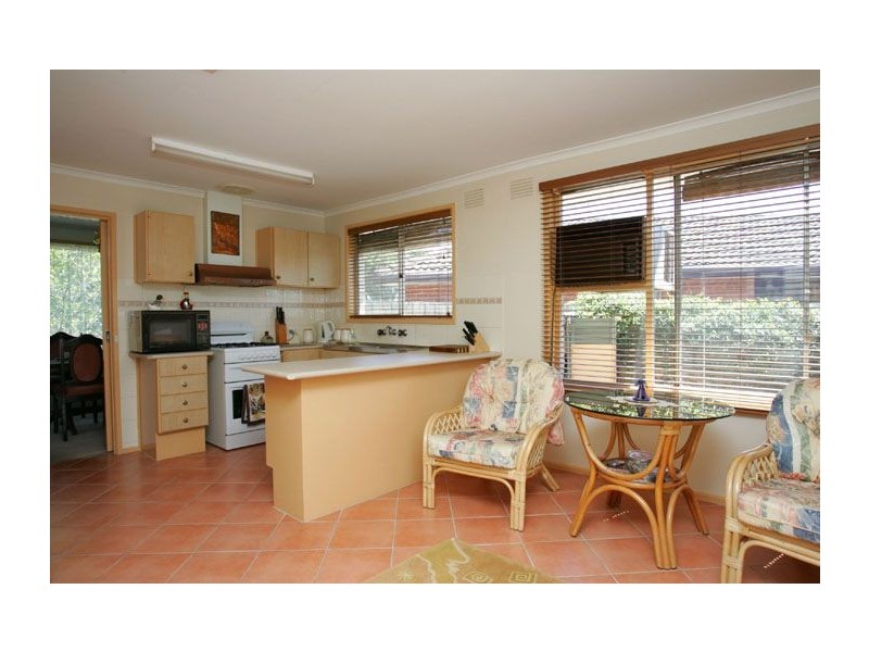 51 Snaefell Crescent, Gladstone Park VIC 3043