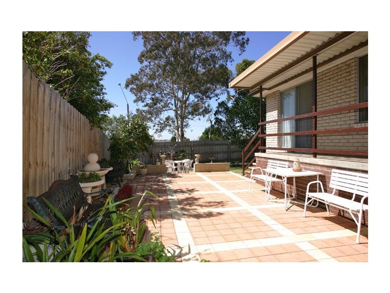 51 Snaefell Crescent, Gladstone Park VIC 3043