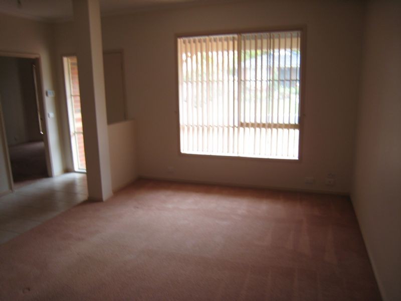 9 Hannah Pascoe Drive, Gowanbrae VIC 3043