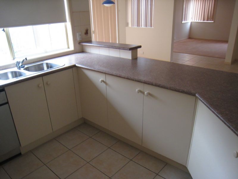 9 Hannah Pascoe Drive, Gowanbrae VIC 3043