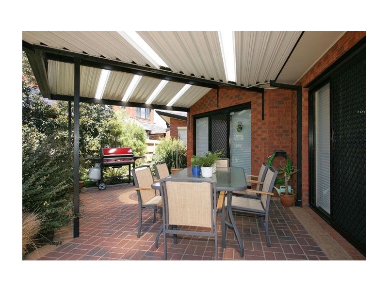 8 Chattan Court, Greenvale VIC 3059