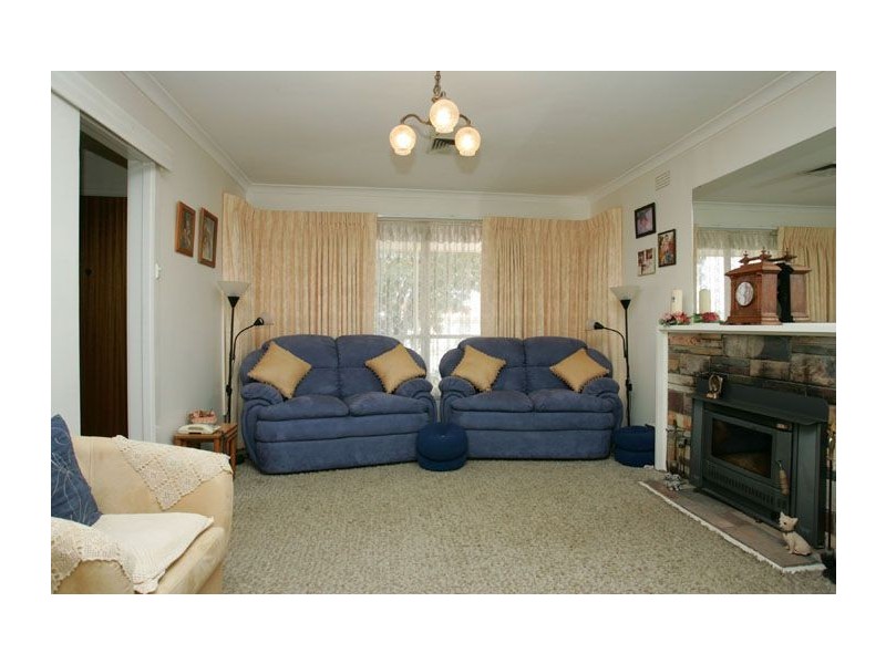 16  Gordon Street, Tullamarine VIC 3043