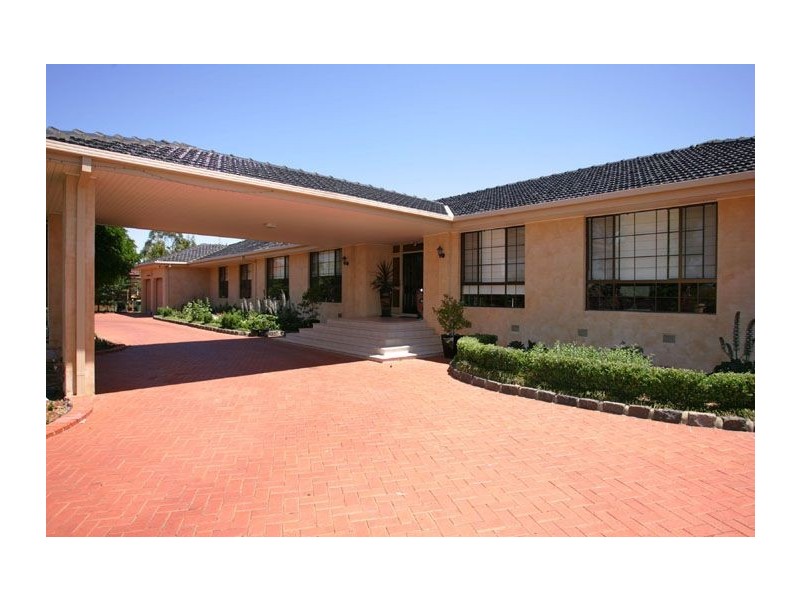 5 Cupar Place, Greenvale VIC 3059