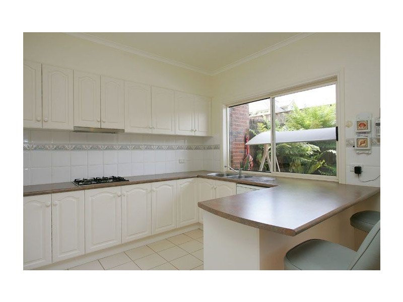 40 The Crest, Attwood VIC 3049