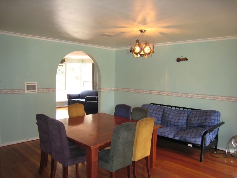 10 Garryowen Terrace, Tullamarine VIC 3043