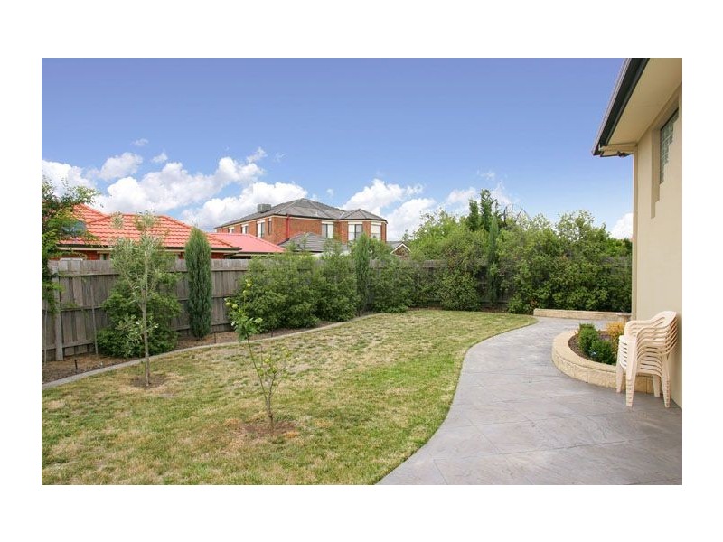 42 Aberdeen Avenue, Greenvale VIC 3059