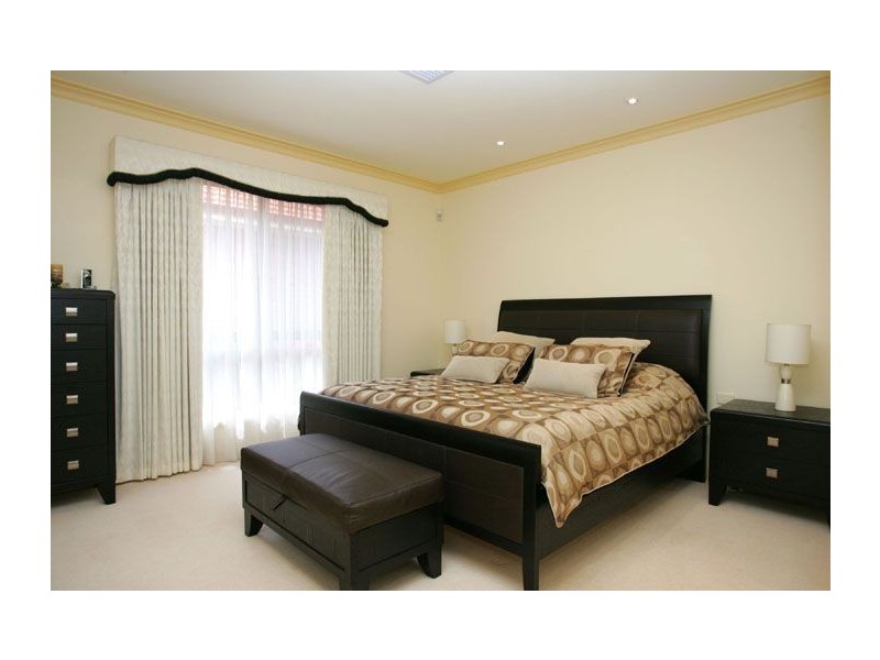 42 Aberdeen Avenue, Greenvale VIC 3059