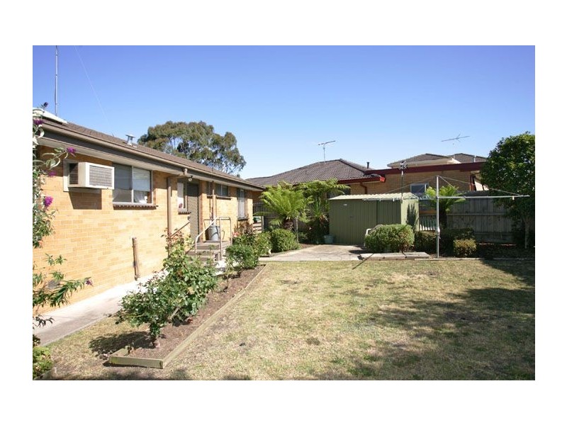 2 Burgess Street, Tullamarine VIC 3043
