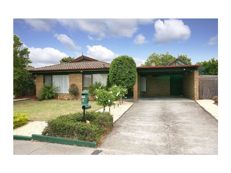 4 Royston Place, Gladstone Park VIC 3043