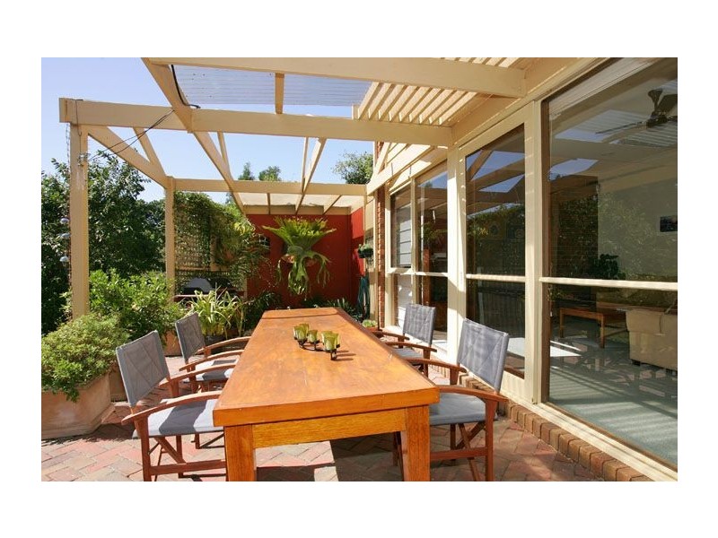 11 Berwick Place, Greenvale VIC 3059