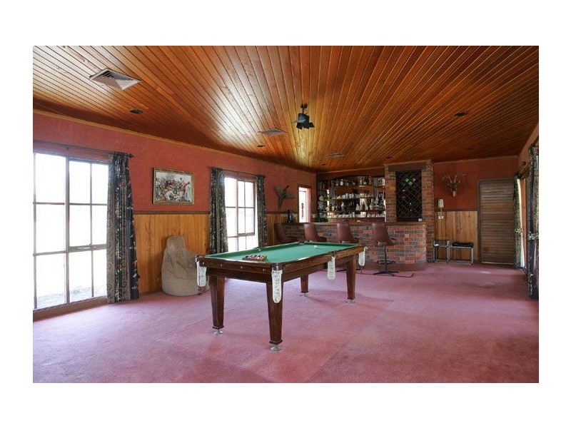 16 Elphinstone Boulevard, Greenvale VIC 3059