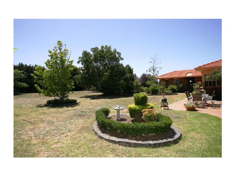 16 Elphinstone Boulevard, Greenvale VIC 3059