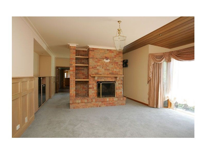 16 Queensferry Place, Greenvale VIC 3059