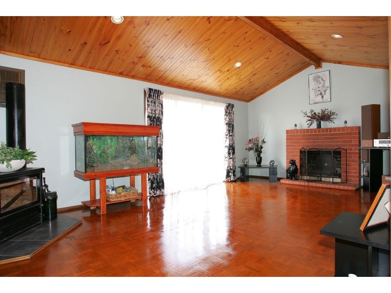 6  Moffat Court, Greenvale VIC 3059