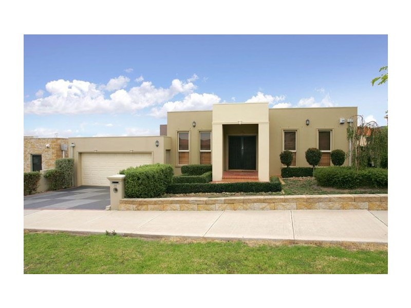 36 Kirkham Drive, Greenvale VIC 3059