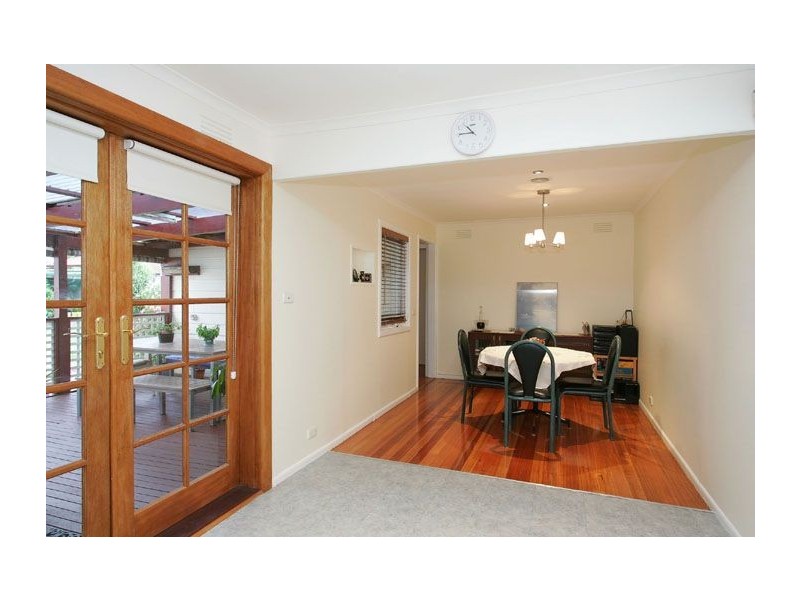 14 Allenby Place, Gladstone Park VIC 3043