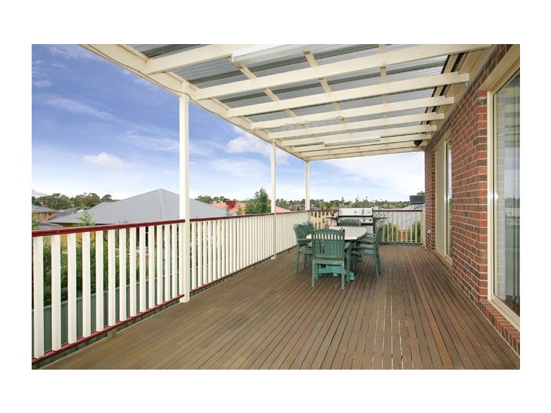26 Willowbank Way, Attwood VIC 3049
