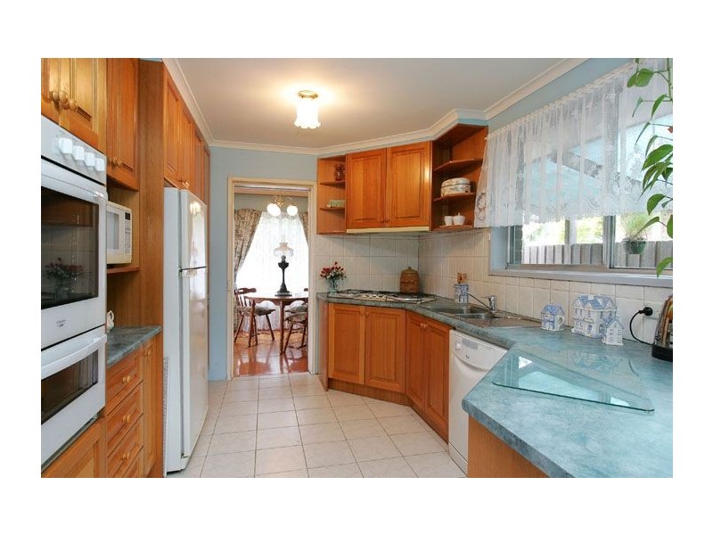 80 South Circular Road, Gladstone Park VIC 3043
