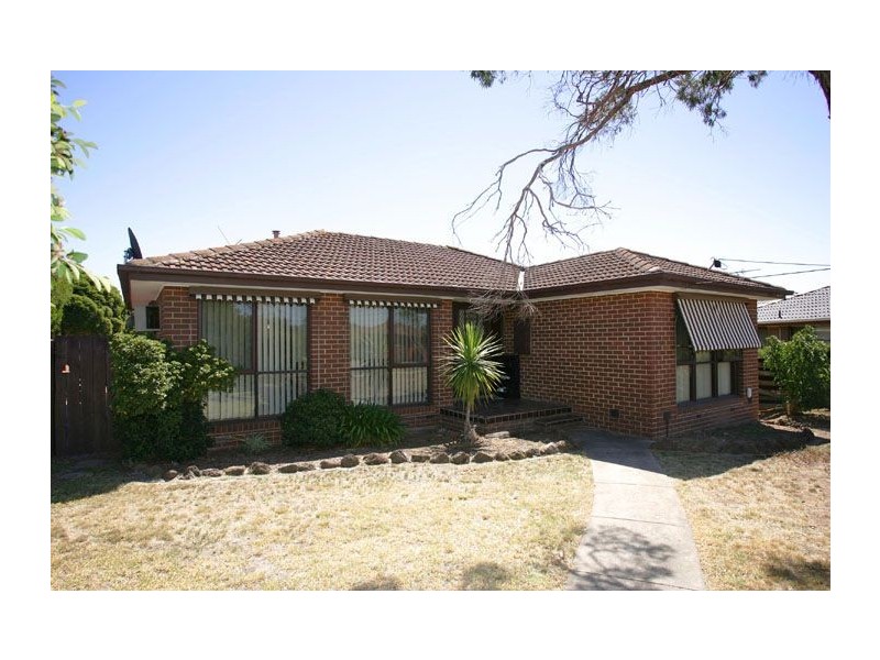 9 Osborne Avenue, Gladstone Park VIC 3043