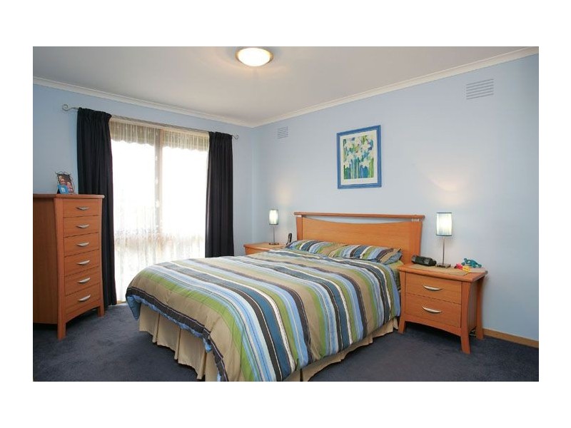 20 Carlinga Court, Gladstone Park VIC 3043