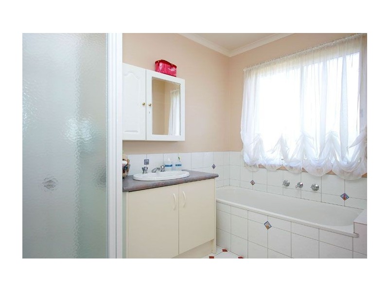 14 Maclaren Court, Greenvale VIC 3059