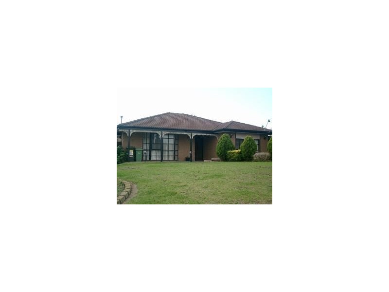 4 Fernie Place, Attwood VIC 3049