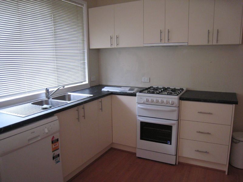 2/46 Toora Drive, Westmeadows VIC 3049