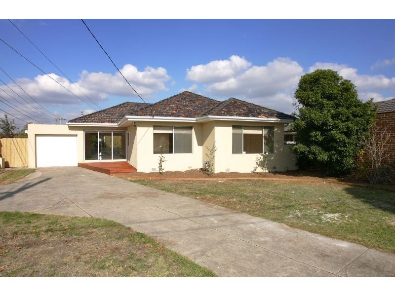 15 Carol Grove, Tullamarine VIC 3043