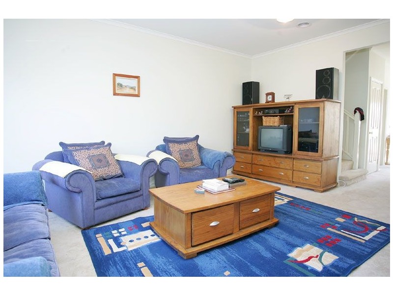 25 The Crest, Attwood VIC 3049