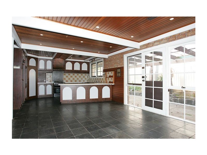 5 Denham Court, Westmeadows VIC 3049